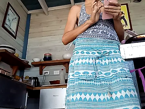 Luna-Natural online show from March 18, 2025, 3:55 pm