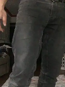 Snapshot of Pancho2213 chatting on February 14, 2026, 6:24 am Pancho2213 online show from February 14, 2026, 6:24 am