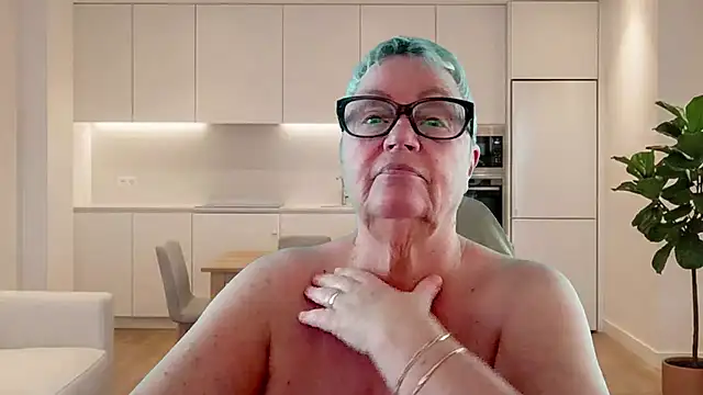 Snapshot of GrannyChrissy68 chatting on June 19, 2026, 7:09 pm GrannyChrissy68 online show from June 19, 2026, 7:09 pm