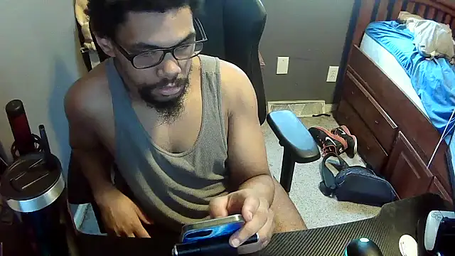 Neovergil0 online show from February 4, 2025, 6:49 pm