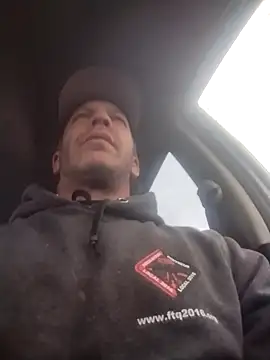 trucker1979 online show from December 18, 2025, 6:34 pm