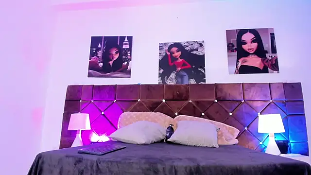 Snapshot of Ariana_lopezz chatting on March 4, 2025, 12:22 pm Ariana lopezz online show from March 4, 2025, 12:22 pm