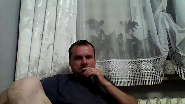 Snapshot of grzes19763 chatting on June 18, 2026, 7:52 pm grzes19763 online show from June 18, 2026, 7:52 pm