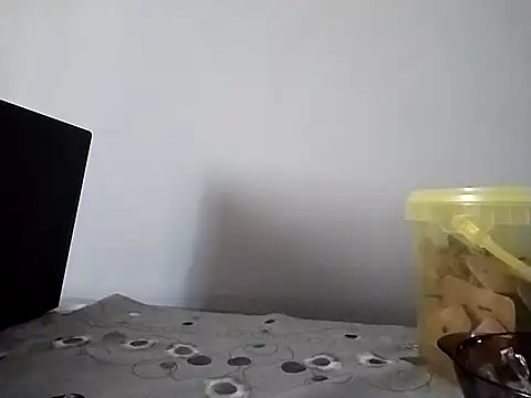 grzes19763 online show from March 19, 2025, 4:13 pm