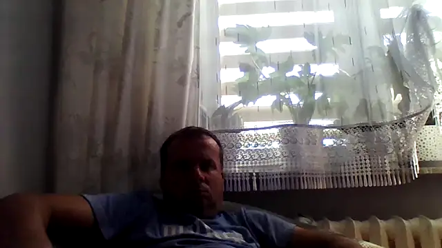 Snapshot of grzes19763 chatting on June 20, 2026, 1:16 pm grzes19763 online show from June 20, 2026, 1:16 pm