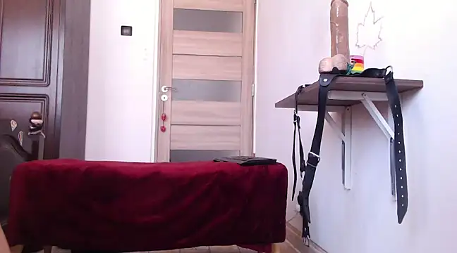 Snapshot of Goddess_Inanna chatting on March 6, 2025, 11:58 am Goddess Inanna online show from March 6, 2025, 11:58 am