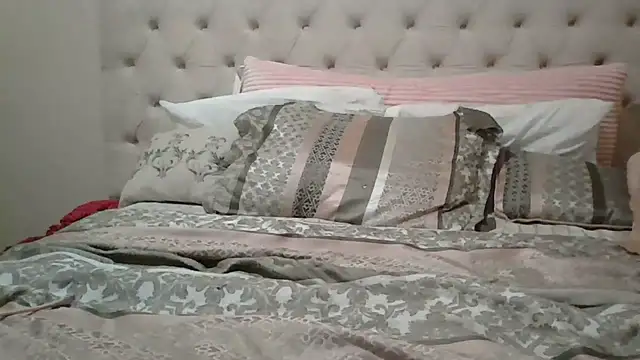 Snapshot of beautylovess chatting on March 28, 2026, 4:02 am beautylovess online show from March 28, 2026, 4:02 am