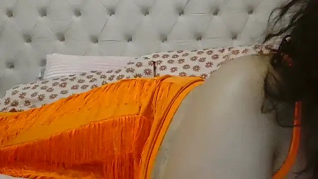 Snapshot of beautylovess chatting on January 12, 2026, 11:09 pm beautylovess online show from January 12, 2026, 11:09 pm