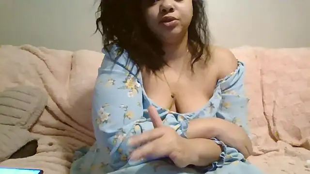 Snapshot of beautylovess chatting on March 5, 2026, 2:30 am beautylovess online show from March 5, 2026, 2:30 am