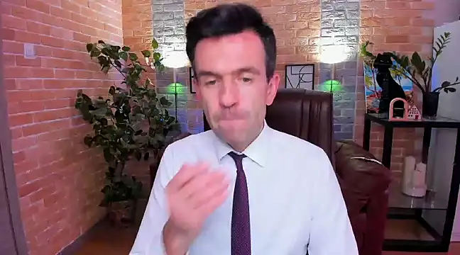 SteveTiger online show from March 12, 2025, 2:56 pm