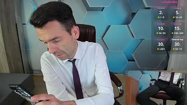 Snapshot of SteveTiger chatting on April 5, 2026, 3:46 am SteveTiger online show from April 5, 2026, 3:46 am