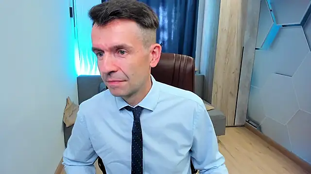 SteveTiger online show from September 26, 2025, 1:29 pm