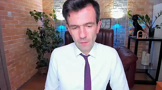 SteveTiger online show from March 11, 2025, 4:18 pm