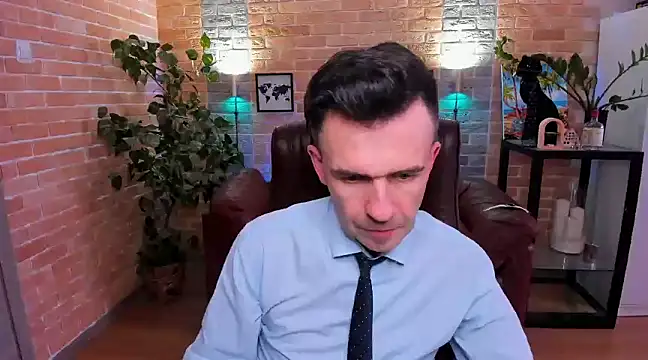 SteveTiger online show from March 18, 2025, 12:50 pm