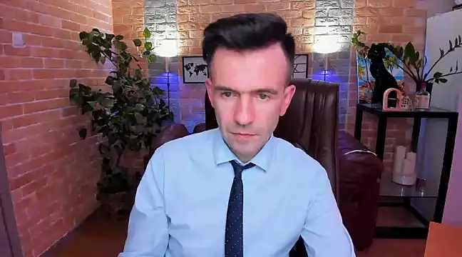 SteveTiger online show from March 18, 2025, 3:55 pm