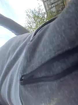 SteveTiger online show from September 14, 2025, 10:37 am