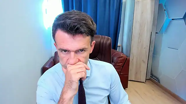 SteveTiger online show from September 9, 2025, 9:30 am