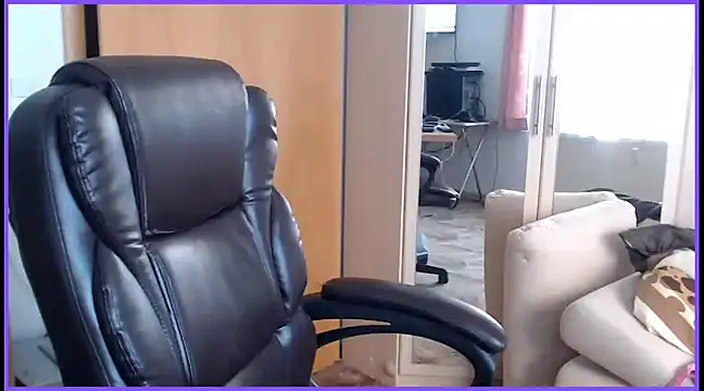 Snapshot of Sissygera chatting on January 22, 2025, 8:29 am Sissygera online show from January 22, 2025, 8:29 am