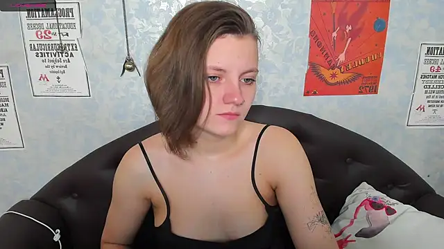 MelindaTin online show from March 16, 2025, 1:17 am