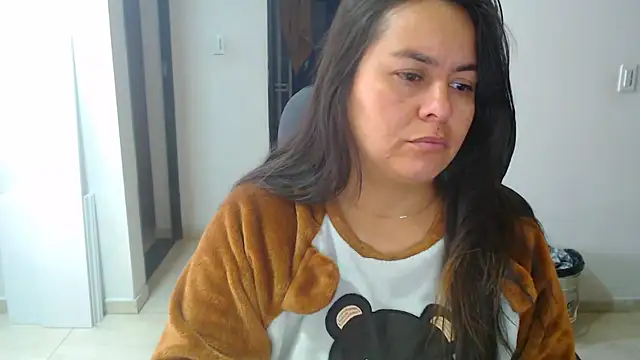 Ixchel Anaid online show from October 9, 2025, 11:55 am