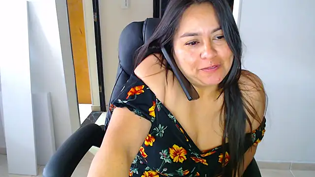 Ixchel Anaid online show from September 27, 2025, 2:45 pm