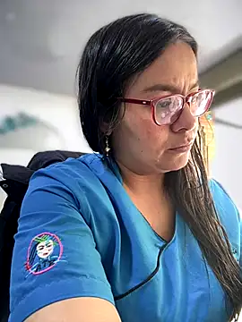 Ixchel Anaid online show from September 19, 2025, 2:21 pm