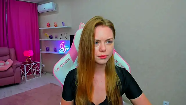 Strawberrye online show from May 9, 2026, 11:13 am