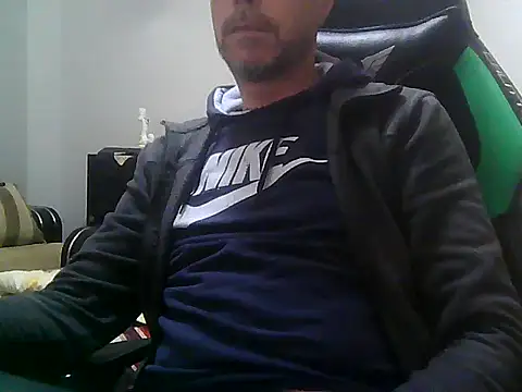 Snapshot of boran34 chatting on February 17, 2026, 9:34 pm boran34 online show from February 17, 2026, 9:34 pm