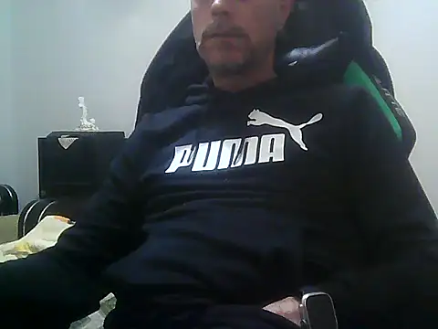 boran34 online show from April 23, 2026, 8:21 pm