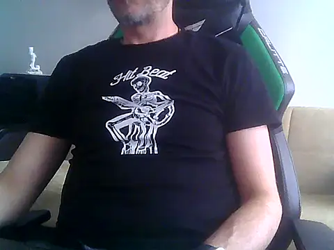 boran34 online show from May 11, 2026, 4:04 pm