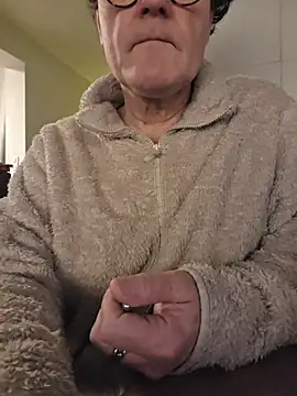 Snapshot of painslutfr chatting on November 7, 2025, 4:50 am painslutfr online show from November 7, 2025, 4:50 am