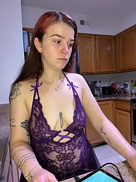 Snapshot of joeystaciee chatting on May 24, 2026, 7:14 pm joeystaciee online show from May 24, 2026, 7:14 pm