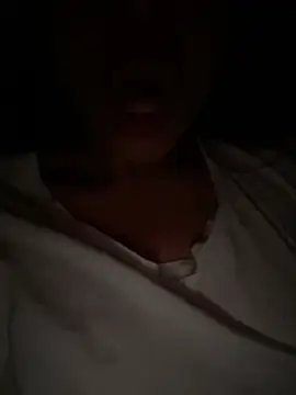 Aestheticsgirl online show from May 2, 2026, 11:43 pm