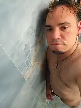 Snapshot of latinoflpr chatting on September 28, 2025, 3:24 am latinoflpr online show from September 28, 2025, 3:24 am