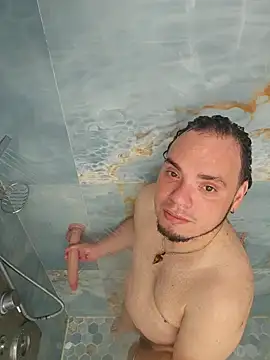 latinoflpr online show from February 19, 2026, 1:57 am