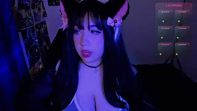 lalisa8 online show from January 31, 2025, 8:43 am