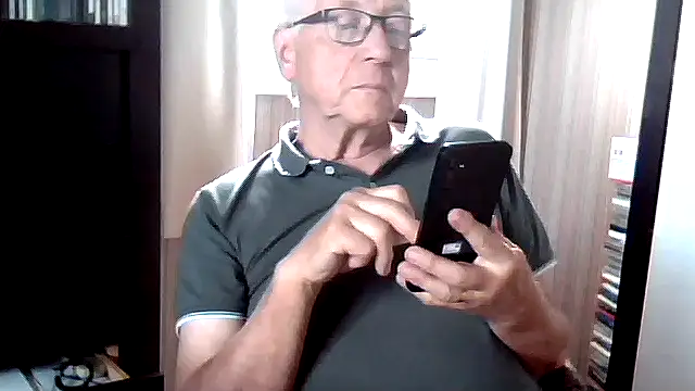 Snapshot of johnjohn622662 chatting on June 15, 2026, 1:55 pm johnjohn622662 online show from June 15, 2026, 1:55 pm