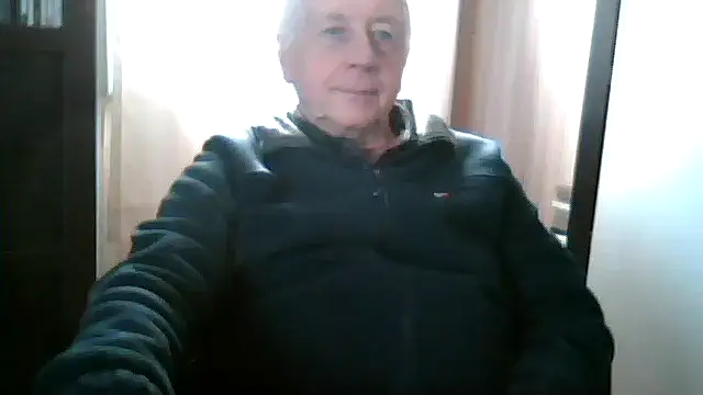 Snapshot of johnjohn622662 chatting on February 8, 2026, 2:26 pm johnjohn622662 online show from February 8, 2026, 2:26 pm