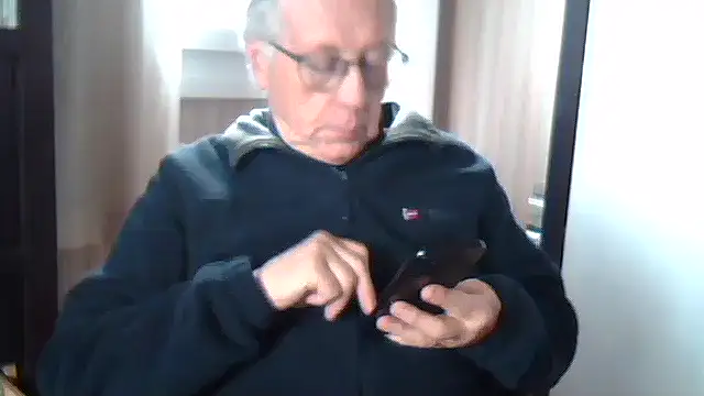 Snapshot of johnjohn622662 chatting on February 9, 2026, 1:53 pm johnjohn622662 online show from February 9, 2026, 1:53 pm