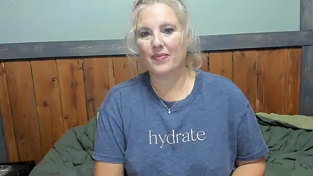 lisaxlovexxx online show from September 20, 2025, 3:17 pm