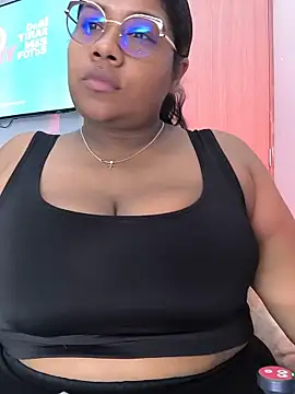 paola091 online show from May 14, 2026, 9:23 pm