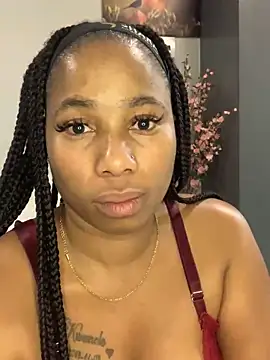 Snapshot of CurvyDesire1 chatting on October 4, 2025, 9:16 pm CurvyDesire1 online show from October 4, 2025, 9:16 pm