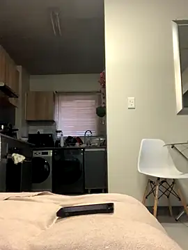 Snapshot of CurvyDesire1 chatting on September 26, 2025, 4:52 am CurvyDesire1 online show from September 26, 2025, 4:52 am