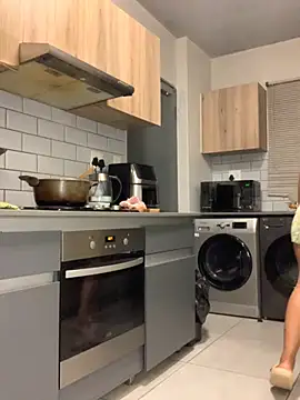 Snapshot of CurvyDesire1 chatting on November 9, 2025, 4:55 pm CurvyDesire1 online show from November 9, 2025, 4:55 pm