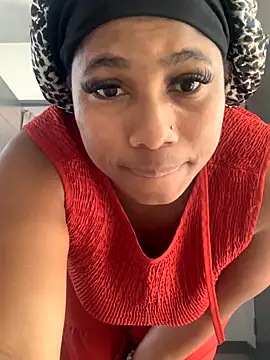 Snapshot of CurvyDesire1 chatting on October 16, 2025, 7:49 am CurvyDesire1 online show from October 16, 2025, 7:49 am