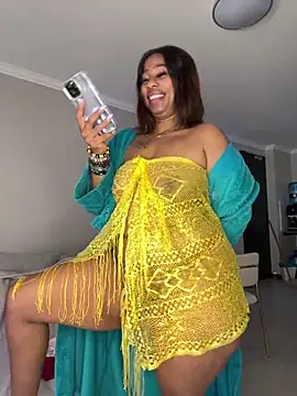 CurvyDesire1 online show from May 26, 2026, 7:28 am