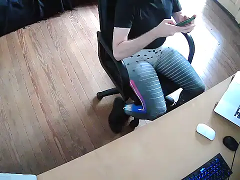 Snapshot of seoulsat@xh chatting on November 27, 2025, 7:36 pm seoulsatxh online show from November 27, 2025, 7:36 pm