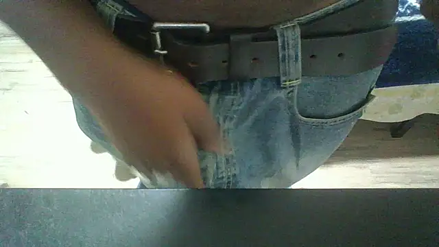 Snapshot of glass-dick chatting on February 24, 2026, 1:28 am glass-dick online show from February 24, 2026, 1:28 am