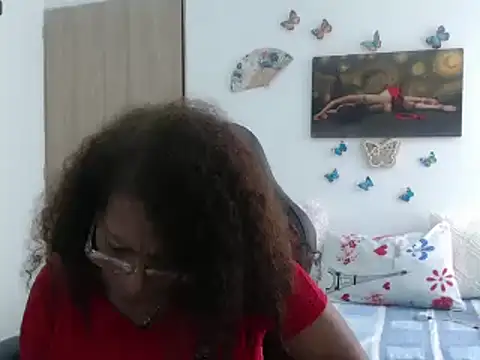 BustyMilf  online show from March 21, 2025, 6:29 pm