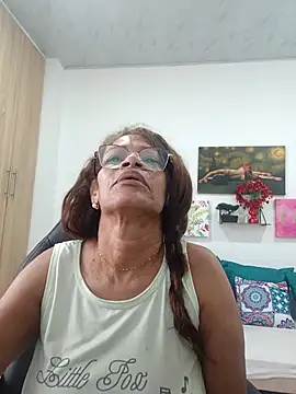 BustyMilf  online show from March 26, 2026, 12:58 pm